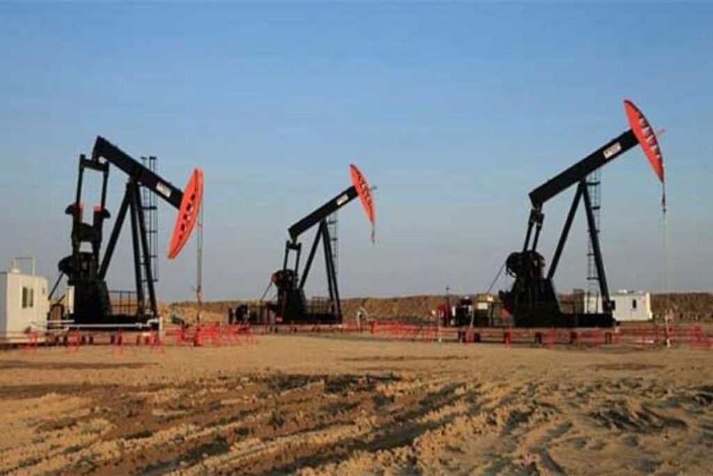 Iraq, UAE race to replace Hormuz oil capacity as Gulf chokepoint risks grow