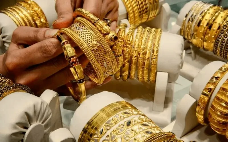 Pakistan’s gold rate jumps to Rs. 442,636 per tola