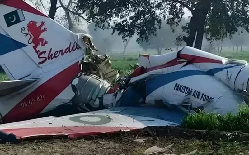Two pilots martyred in PAF training aircraft crash