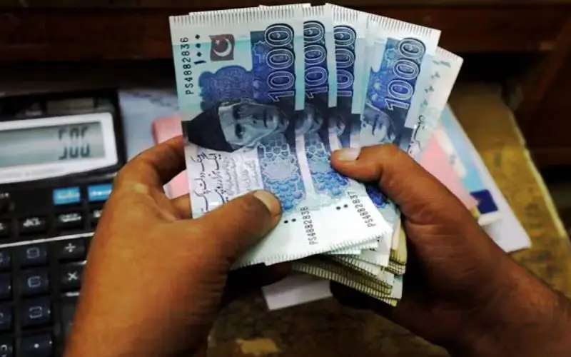 Pakistan’s domestic savings rate declines to 6.4%, new finance bill proposes radical shift to halt decline
