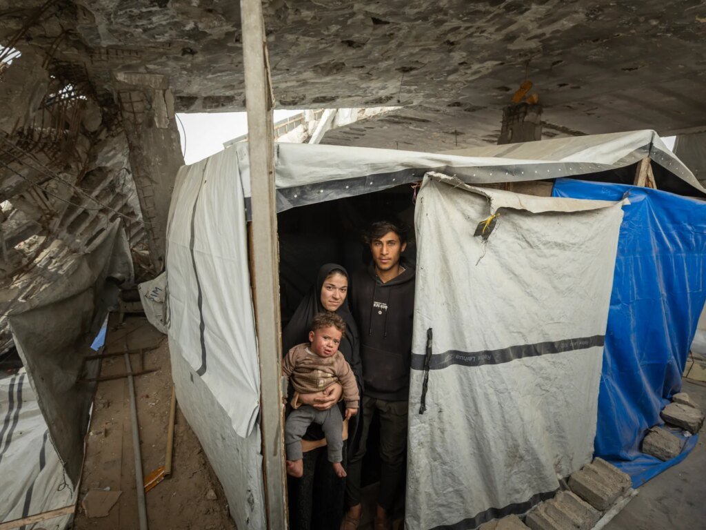 Photos: Gaza’s shelter crisis | Gaza News