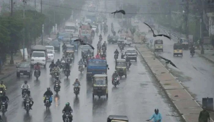 Widespread rains likely across Sindh including Karachi by August 2: experts