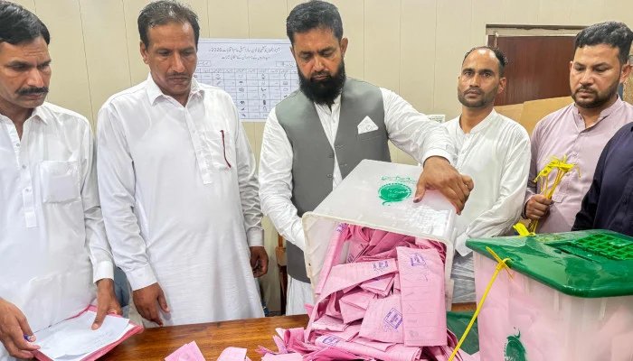 PML-N claims eight seats as first phase of AJK poll results roll in