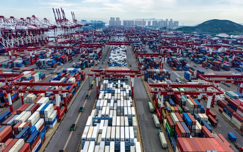 China’s exports surge at fastest pace since 2021 as AI boom and tariff rush supercharge trade
