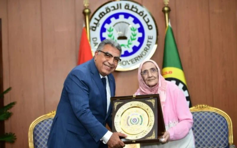 Egyptian woman earns PhD at 83, defying age barriers