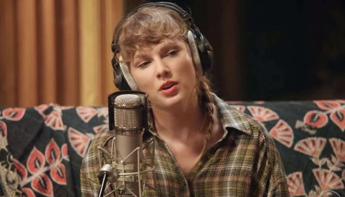 Taylor Swift teases ‘Debut’ 20th anniversary surprise with major hint