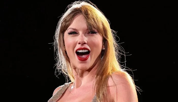 Taylor Swift fans are convinced new album is finally coming