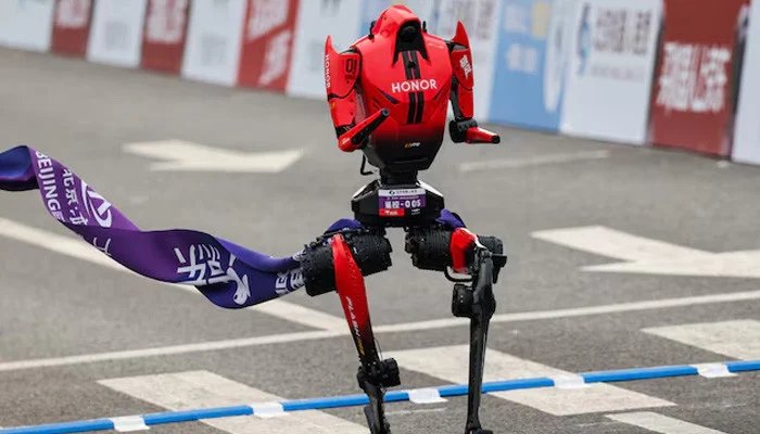 Chinese robot beats Usain Bolt’s 100m world record in test run