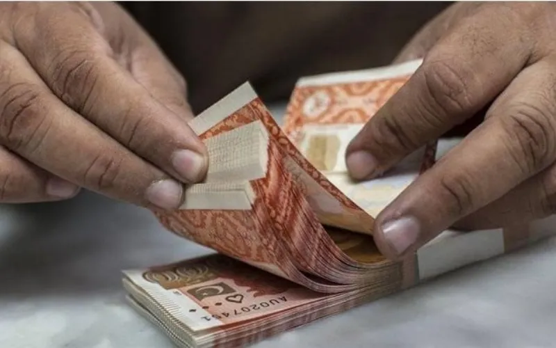 Pakistan posts multi-decade low fiscal deficit of 2.61% of GDP in FY26