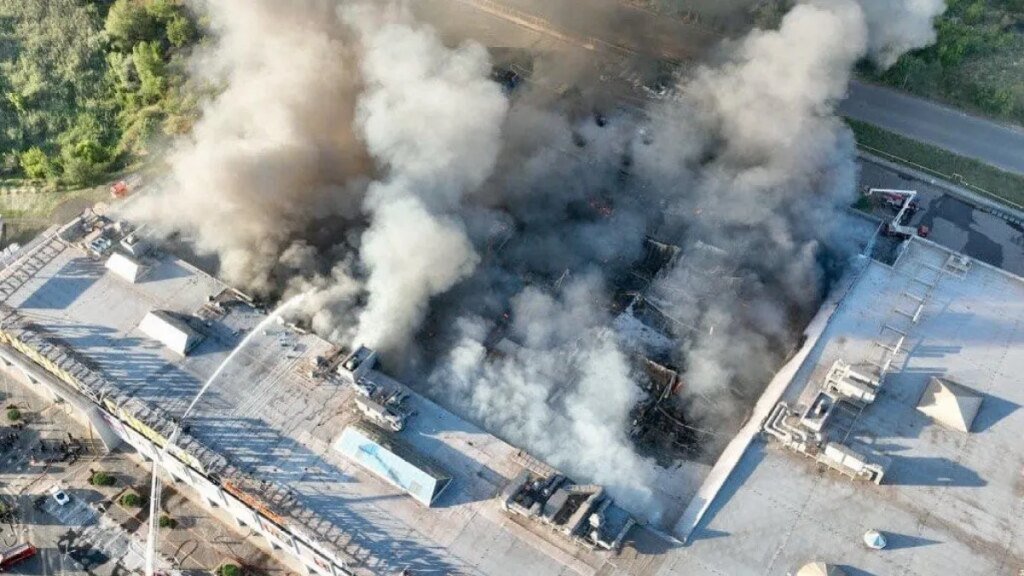 Russian strikes kill 6 people in Ukraine, day after shopping complex attack | Russia-Ukraine war News