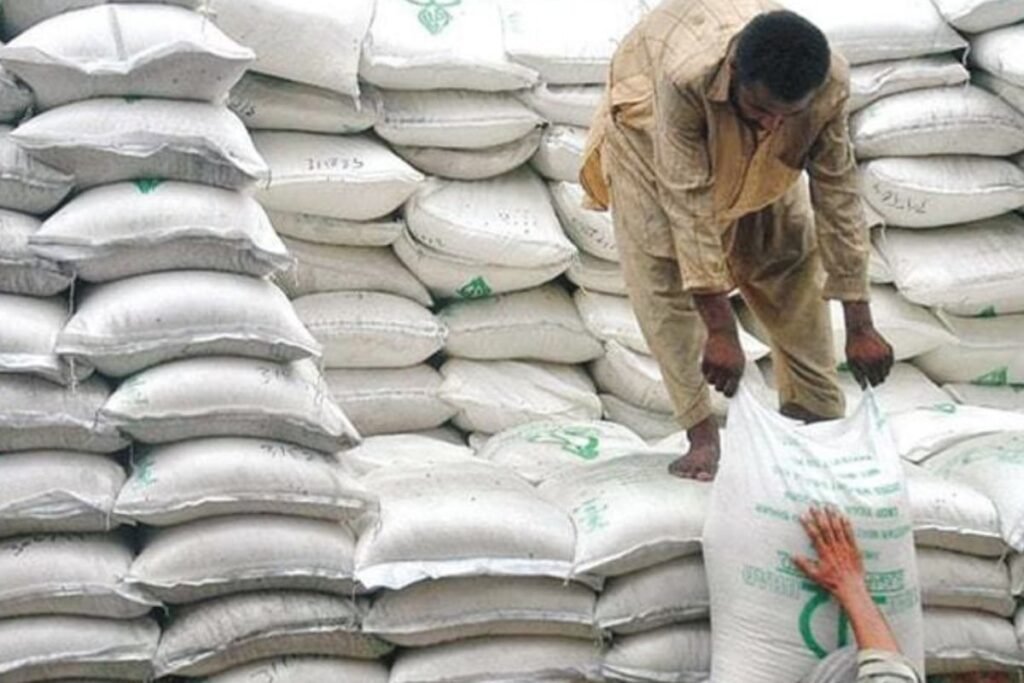 Khyber Pakhtunkhwa distributes over 315,000 subsidized flour bags in a week