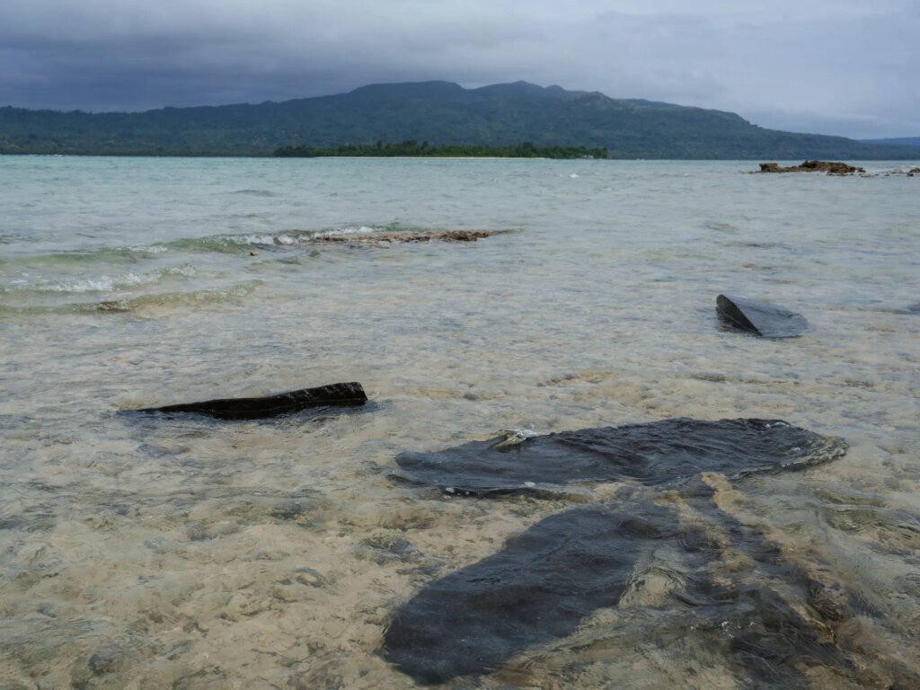 One dead, more than 30 missing after Vanuatu ferry sinks, PM’s office says | Humanitarian Crises News