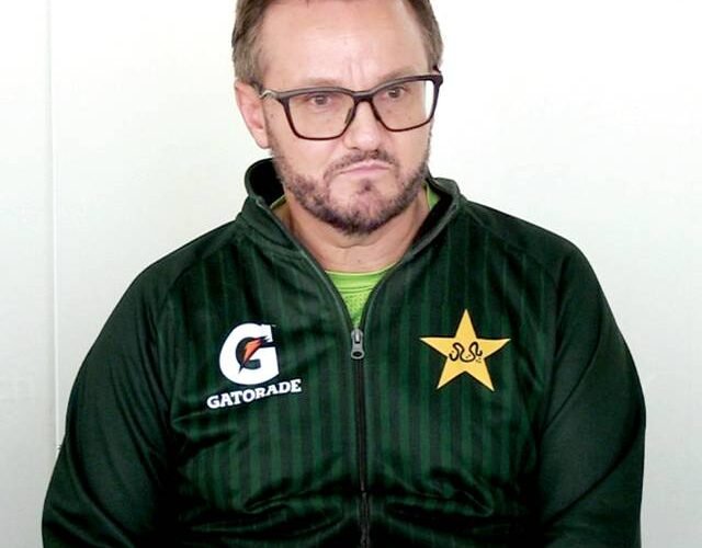 Hesson vows to restore Pakistan’s Test identity after dramatic mid-series overhaul