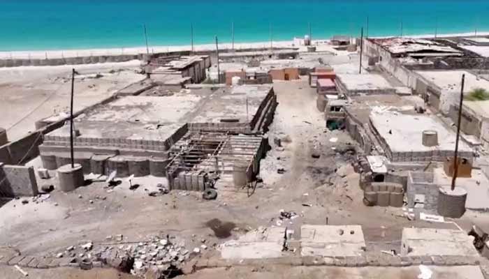 Gulf states call off meeting with Iran, Houthis launch new attack on Saudi