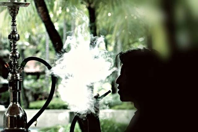 Shisha cafés face regulatory clampdown