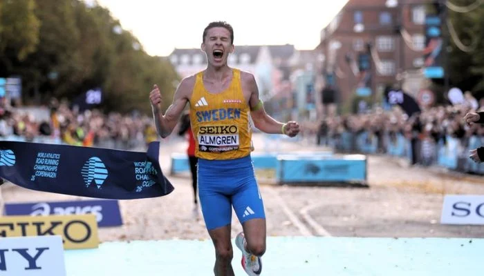 Almgren smashes European record by 35 seconds to claim World Road Championship gold