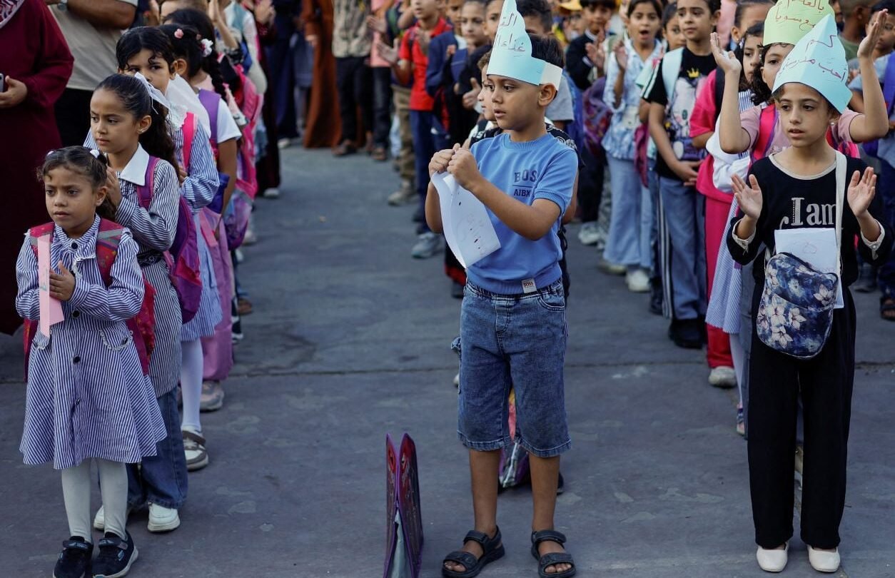 Gaza students return to in-person schooling for first time in three years Updated 7 minutes ago