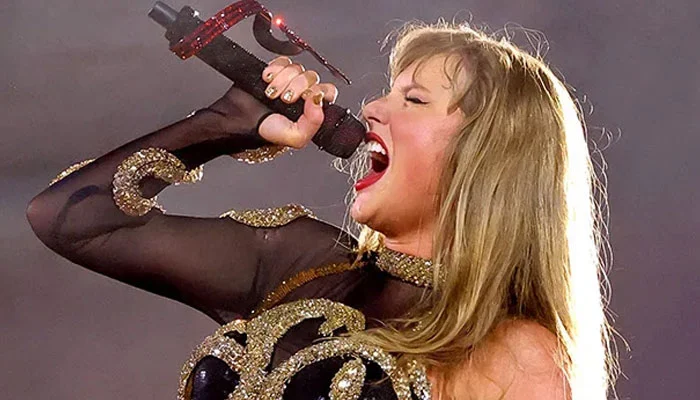 Taylor Swift drops surprise announcement after countdown