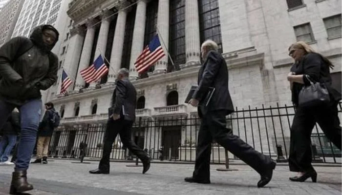 US weekly jobless claims drop below expectations: Here’s why