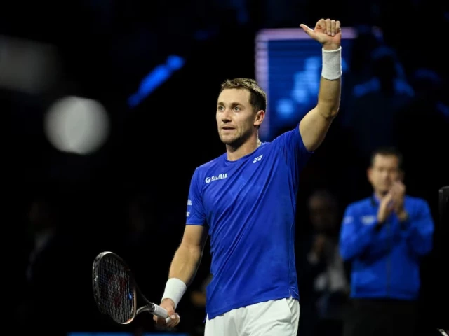 Alcaraz helps Team Europe take 3-1 Laver Cup lead