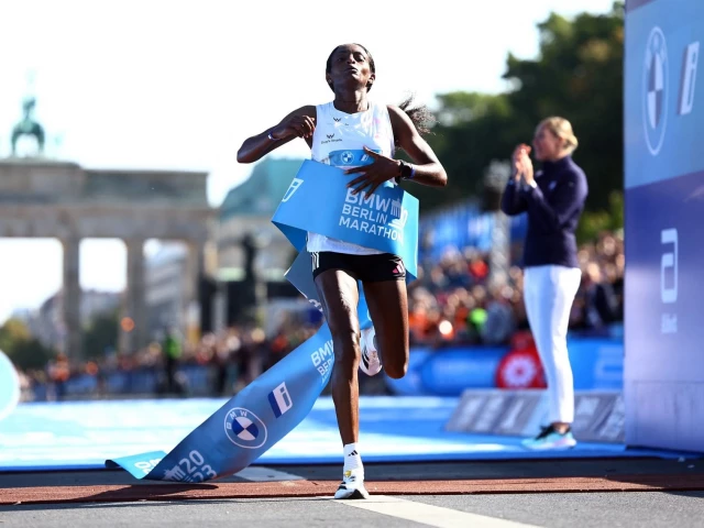 Assefa misses women’s world record at Berlin Marathon