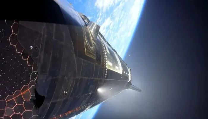 SpaceX Starship Flight 14 reaches orbit after successful insertion burn