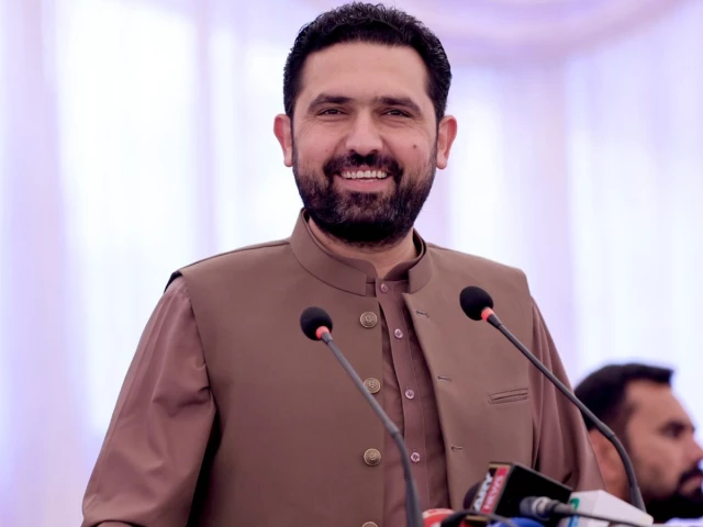 Afridi rejects threats, vows to stand firm Updated 2 minutes ago