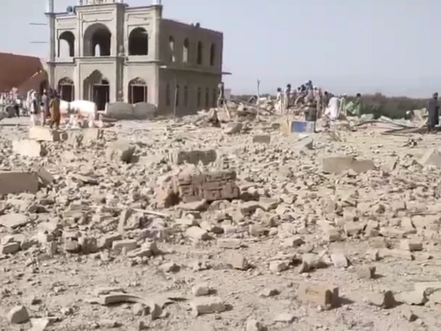 Blast destroys hotel in Balochistan’s Mastung, damages nearby houses