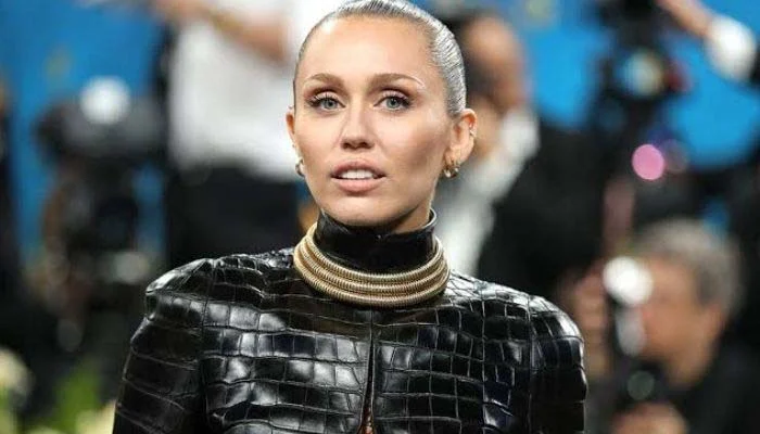 Miley Cyrus marks biggest achievement after a decade