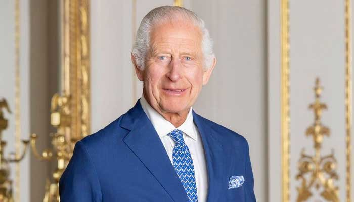 King Charles’ butler comes forward to defend him aganist Earl Spencer’s allegations