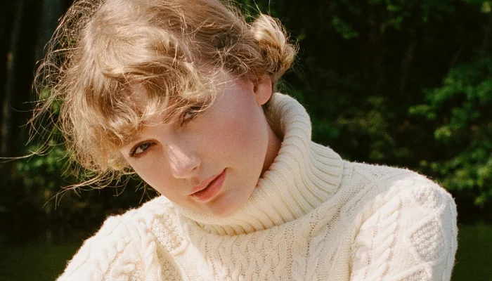 Taylor Swift marks new milestone with country song after ‘Encore’ release