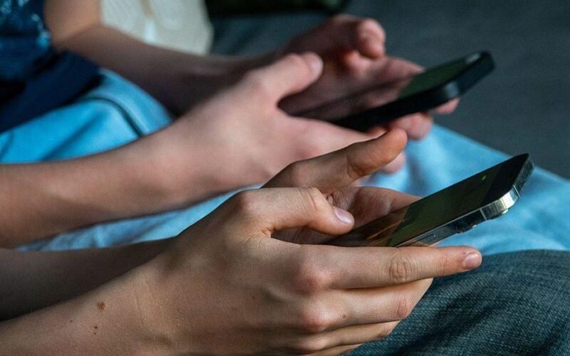 Meta continues to run ads promoting child sexual abuse material in India – report