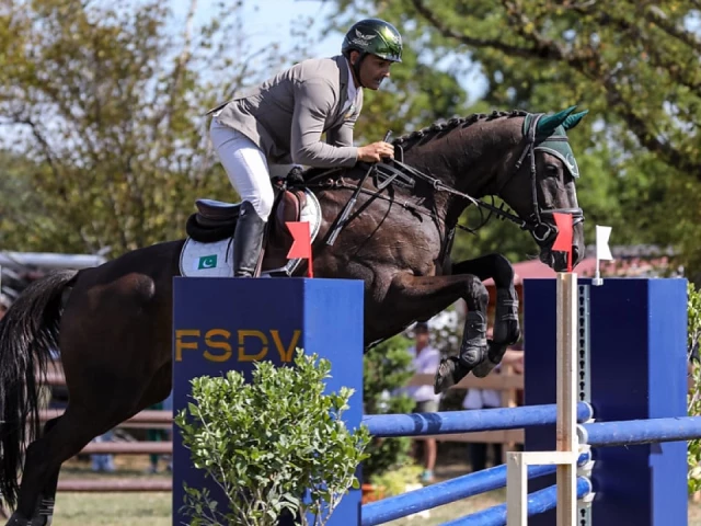 Usman Khan, Eden du Veret set for Asian Games