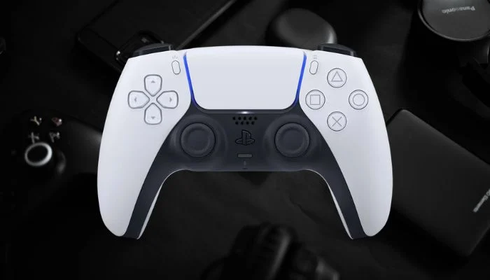 Sony’s new controller patent replaces buttons with touchscreen