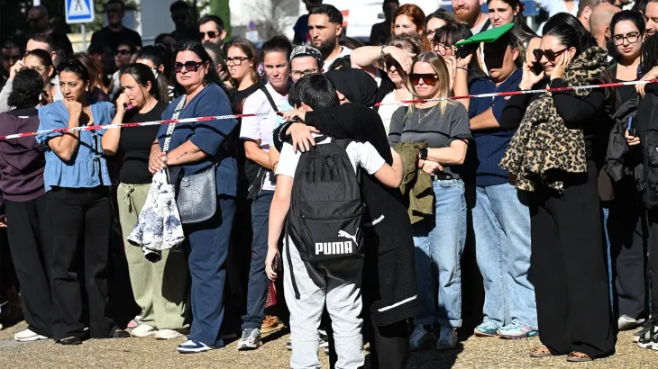 Teenager shoots headmaster, teacher at French school