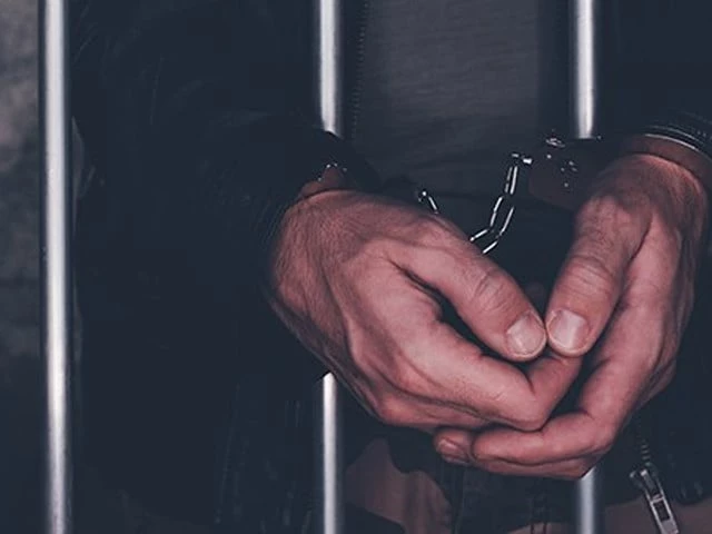 Man arrested for allegedly killing father, uncle
