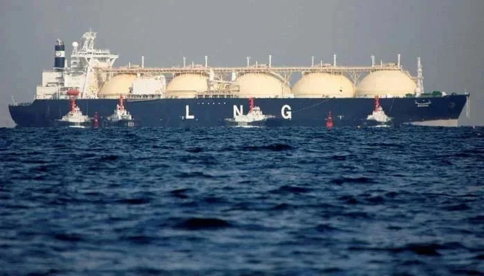 Pakistan gets first LNG shipment of October amid gas supply concerns