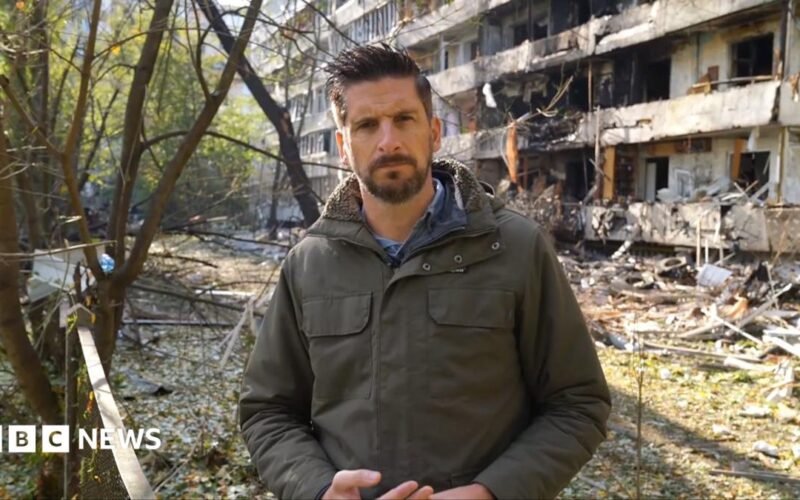 Watch: Block of flats destroyed in Russian strikes on Ukraine