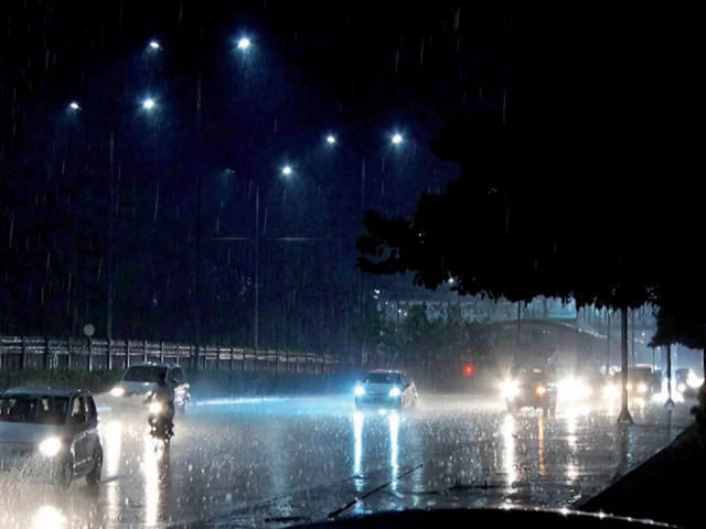 Heavy rains, hail lash K-P districts