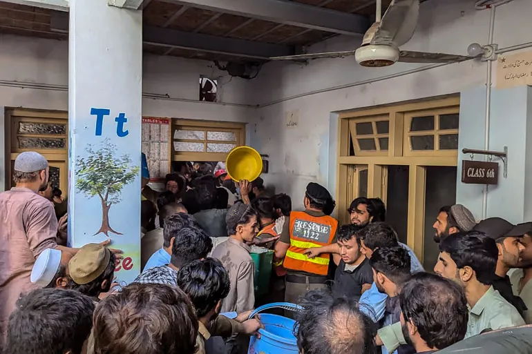 School roof collapses in northwestern Pakistan, killing at least 29 people