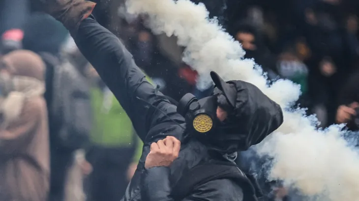 Clashes erupt at protest over university funding law in Argentina