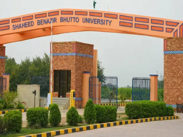 Lyari varsity may pull plug on Law College affiliation