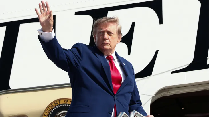 Trump told new press secretary to ‘reconsider’ role