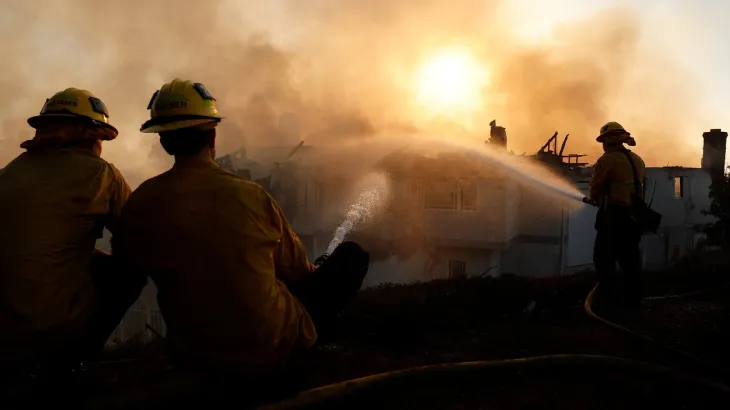 Wildfire prompts thousands of evacuation orders in Orange County