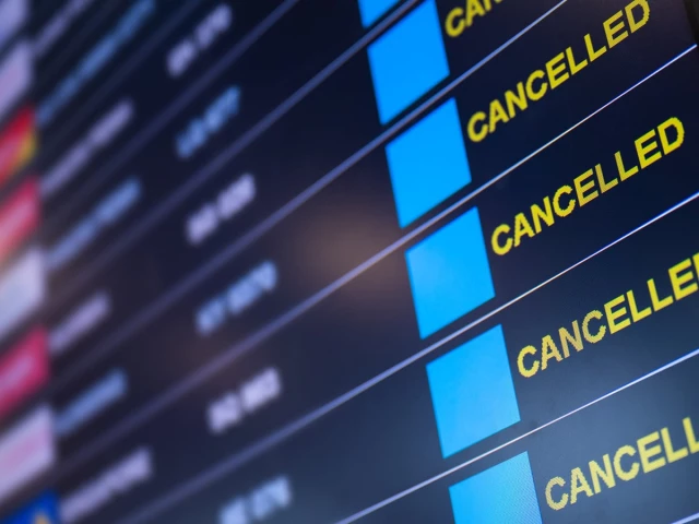 Over 200 flights cancelled amid Saudi, Gulf security crisis