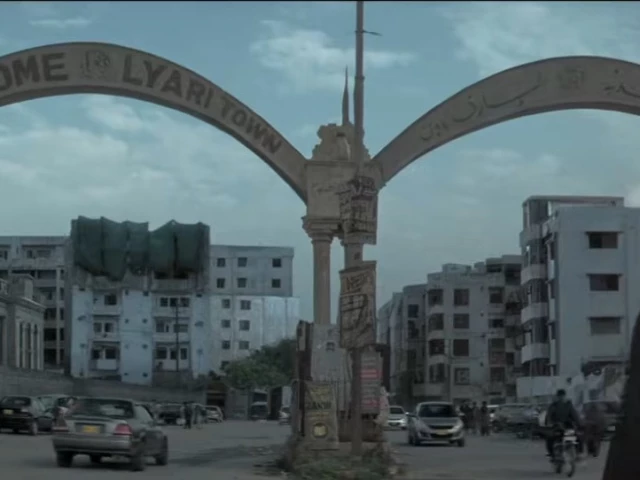 Lyari gangsters resurface; kidnap, torture teenager