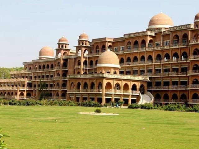 UoP reclaims Rs5b bungalow after 22-year battle