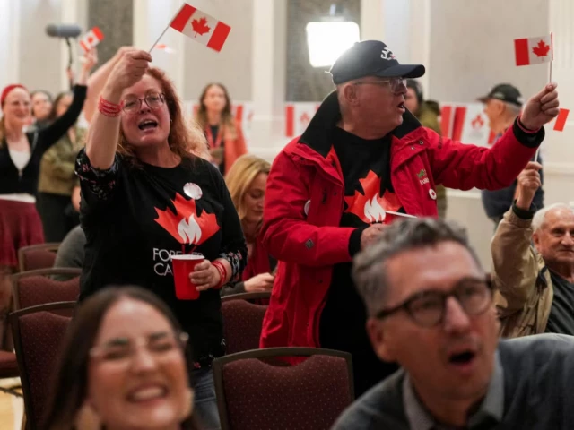 Alberta votes by large majority to remain part of Canada in boost for Carney