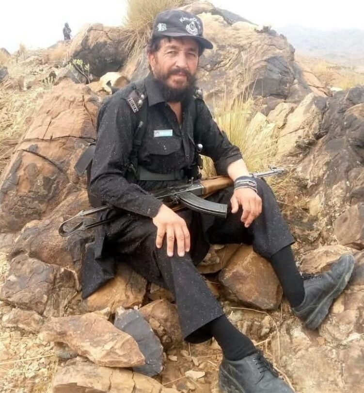 Police officer martyred in gun attack near Miranshah bypass