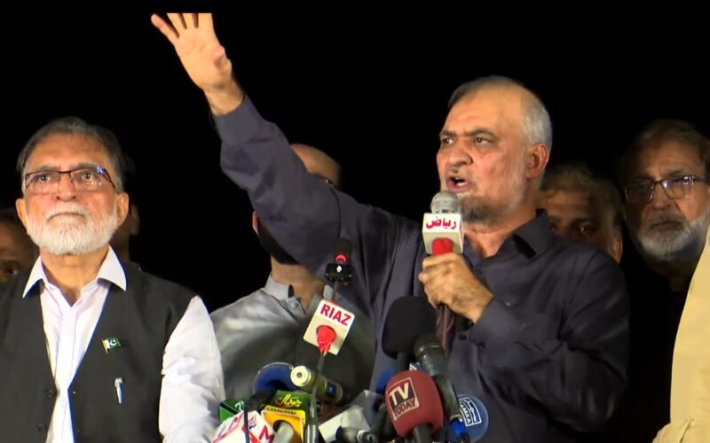 JI chief threatens Islamabad march over petrol taxes
